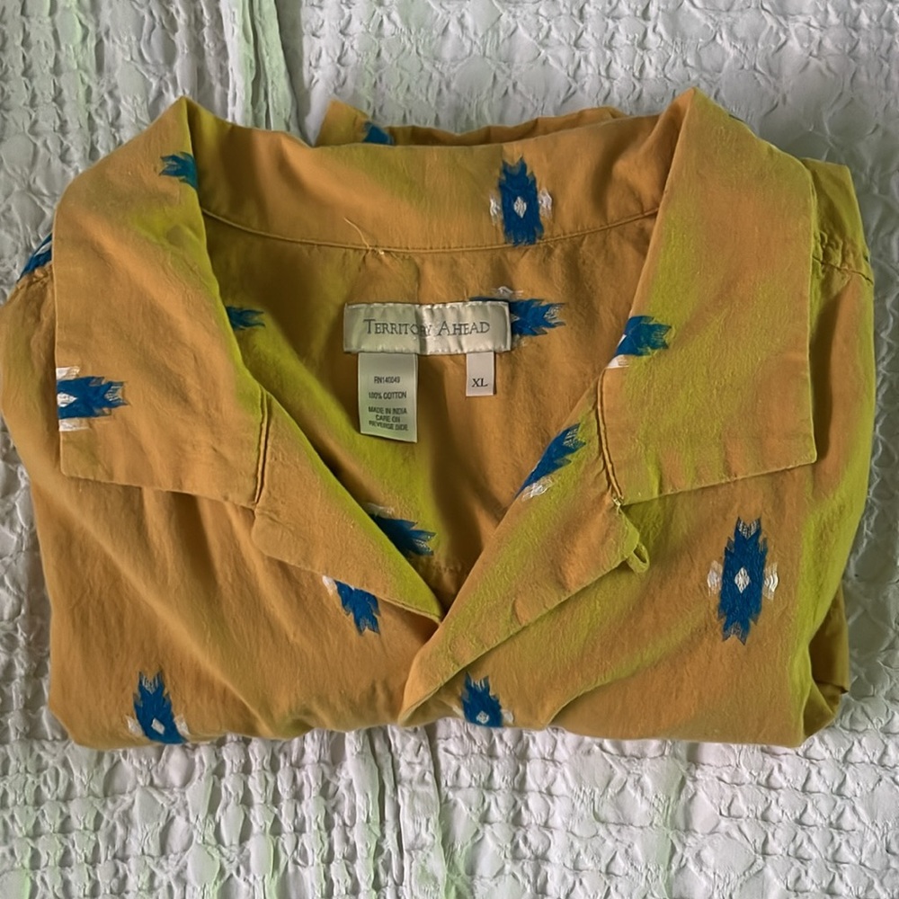 Territory ahead Men's Mustard Short-Sleeve Shirt with Blue Print - XL
